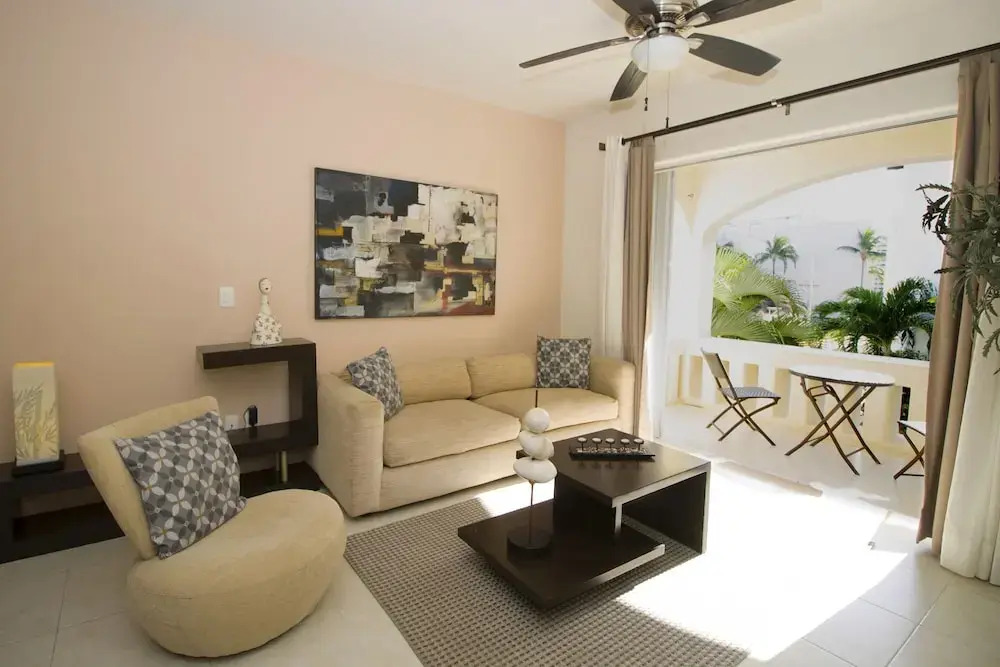 Luna Maya? Beautiful 2BR Beach Condo By Select