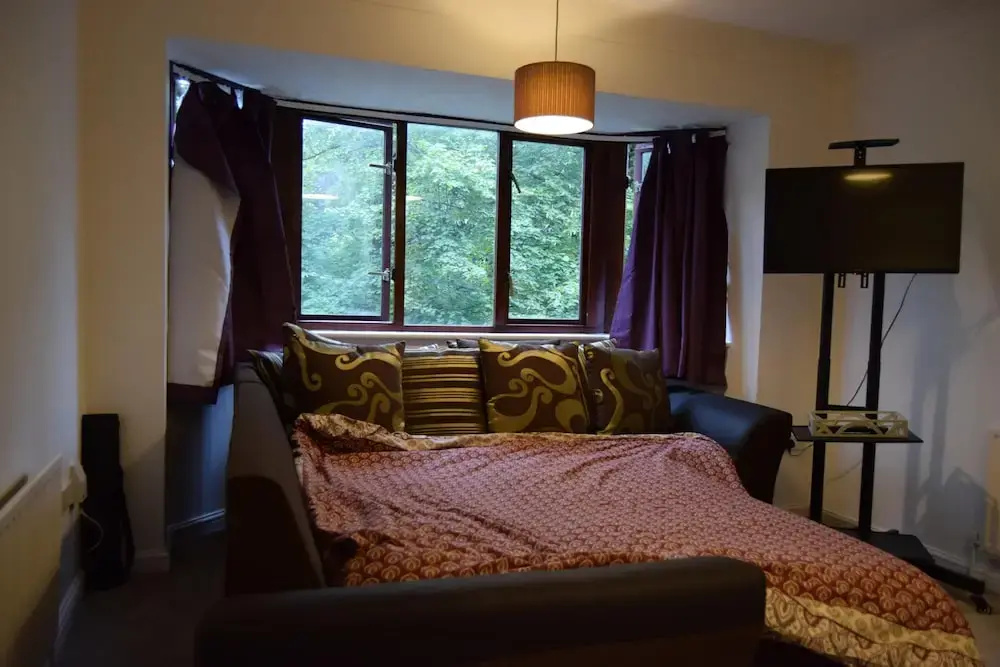 1-bed Apartment in Croydon -free Parking, Wifi