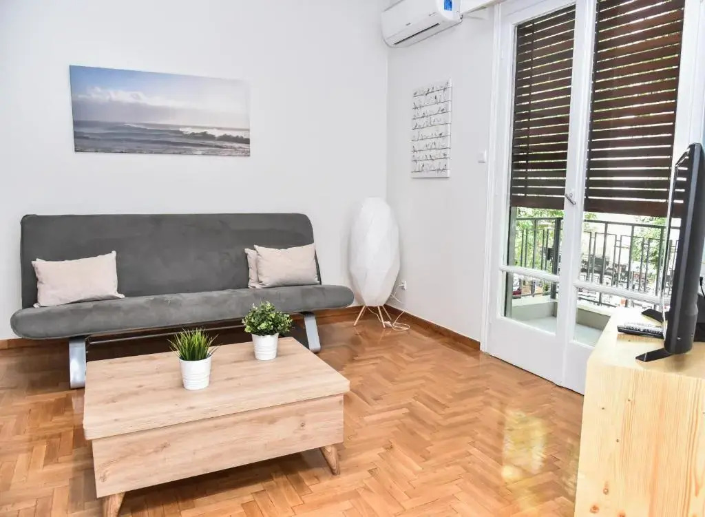 Modern  Apartment at Exarchia 1 bed 2 pers
