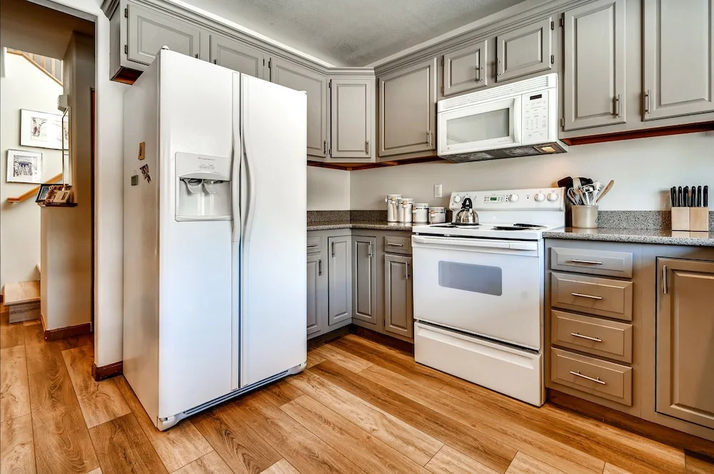 The Pointe Town Homes by CRMR