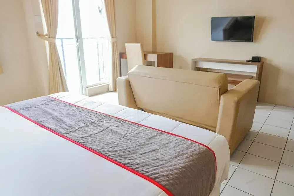 Capital O 94796 Apartment Mutiara Bekasi