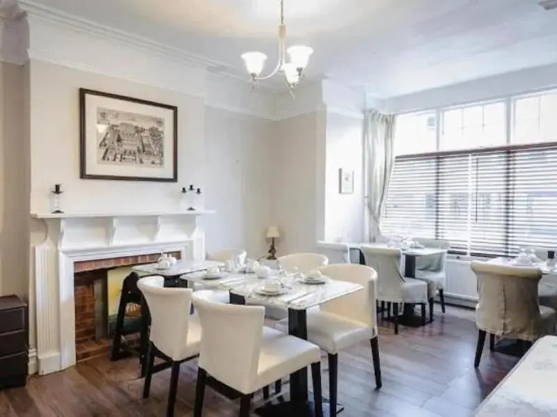 OYO Lonsdale Guest House