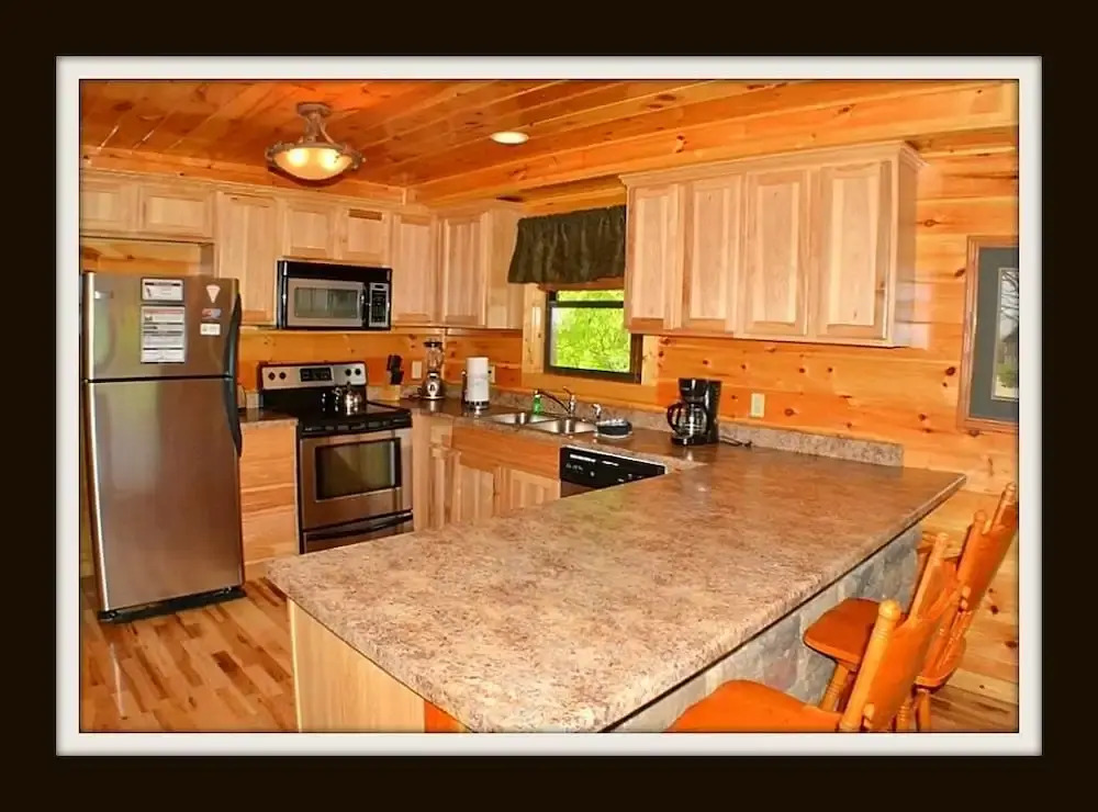 Changes in Latitude - 2 Br cabin by RedAwning