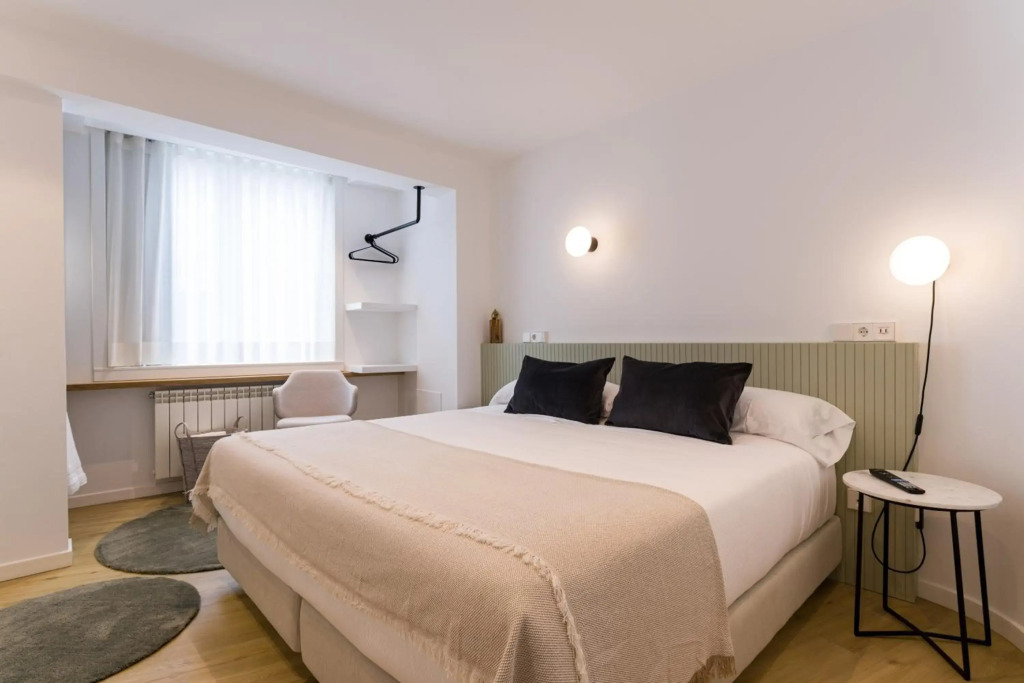 SEIS ALDABAS Apartamentos