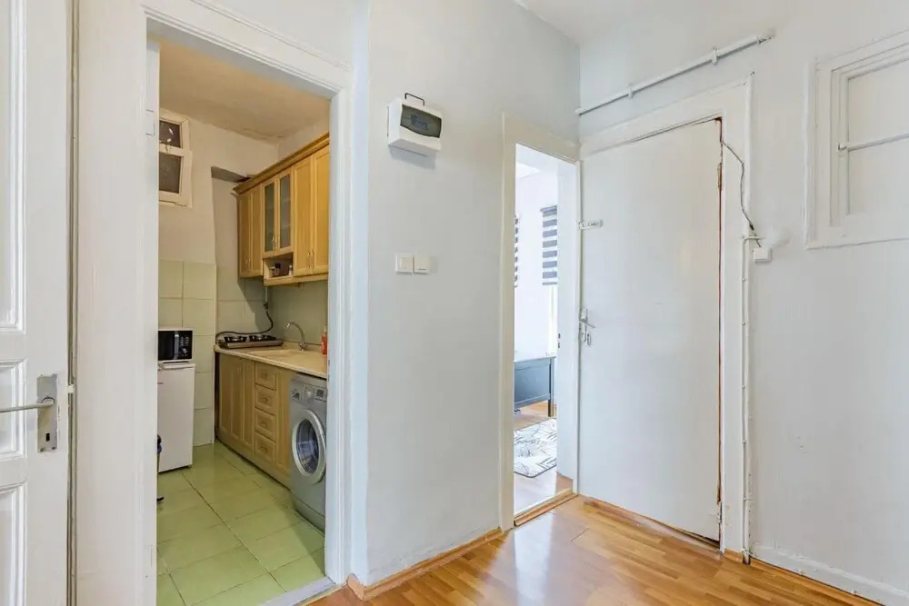Flat Within Walking Distance to Istiklal Street