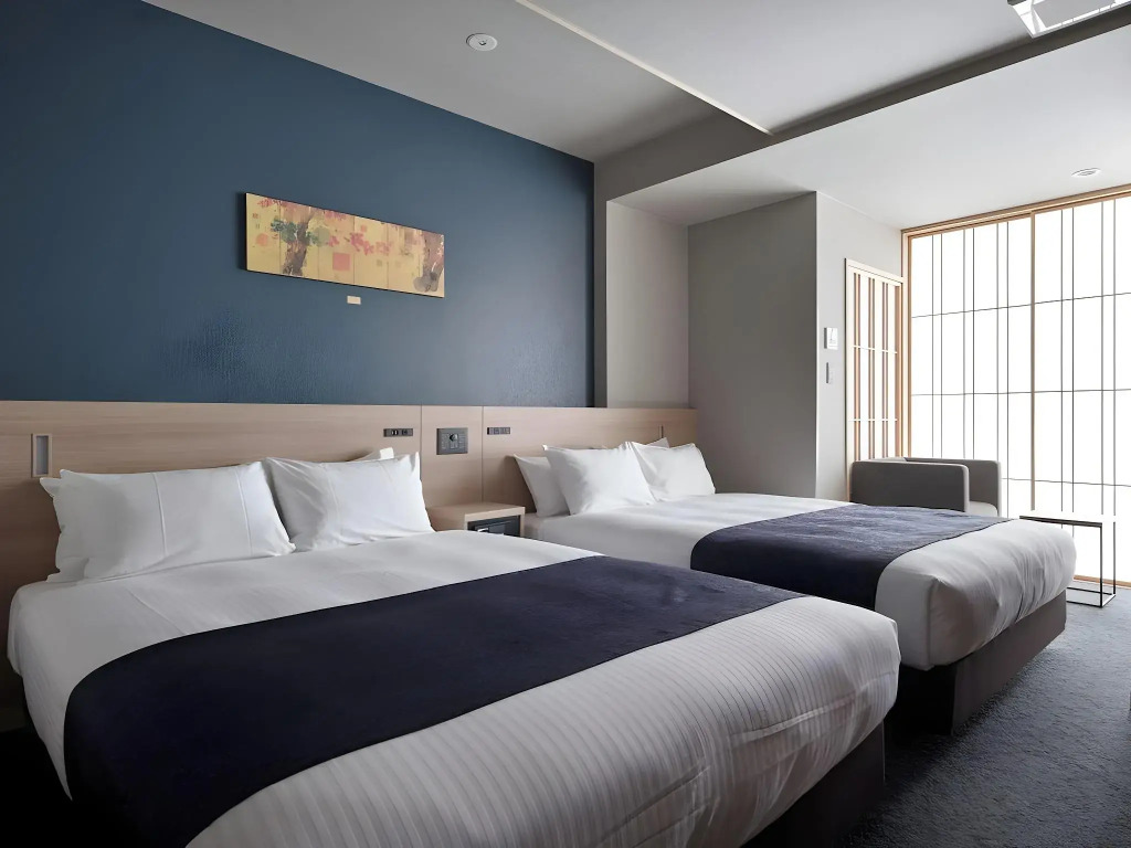 Premium Apart MONday KYOTO GOJO
