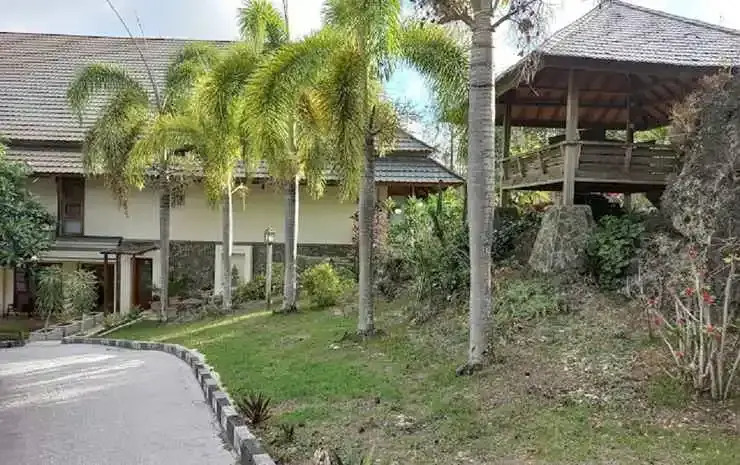 Hotel & Villa Bukit Indah Saumlaki By LeGreen