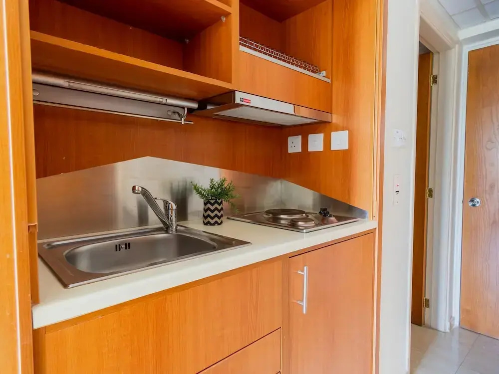 1 Bedroom Apartment With Balcony