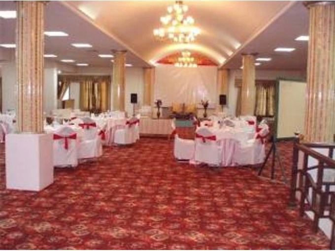 Hotel Silver Star by ADB Rooms