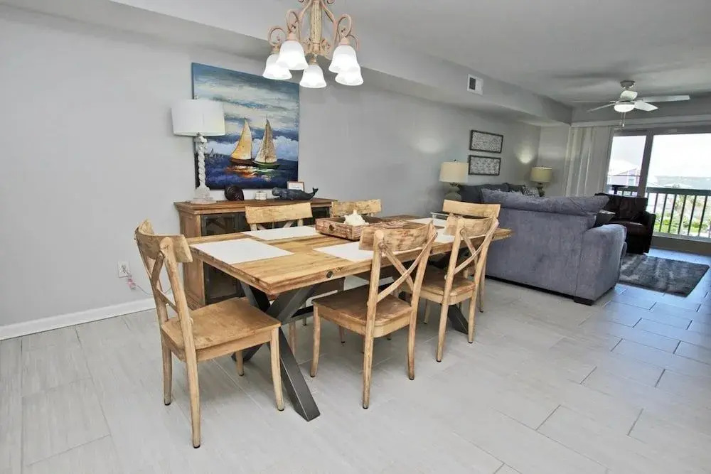 Summerhouse West by Youngs Suncoast