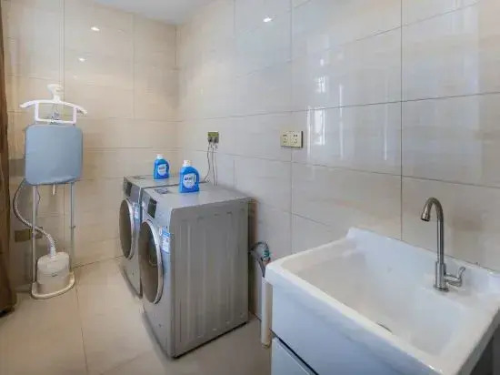 Vienna 3 Best Hotel  (Shanghai Xinsiping Road Port Trade City Branch)