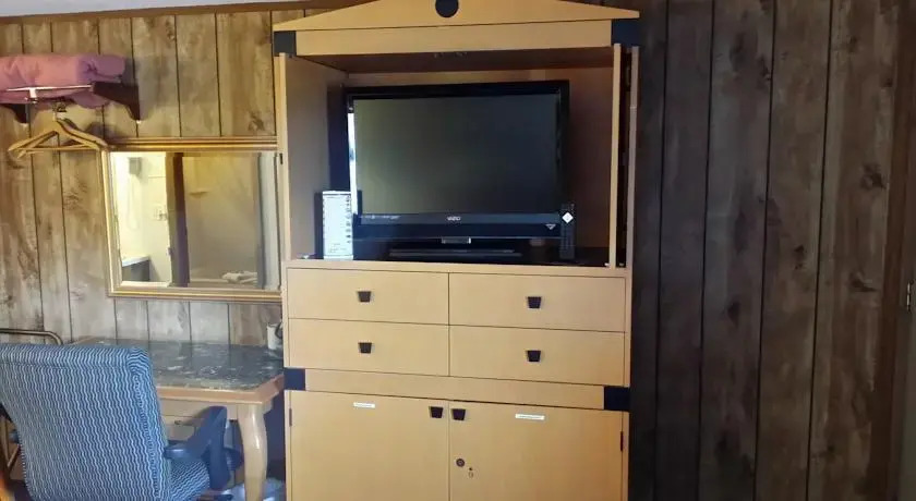 Budget King Motel