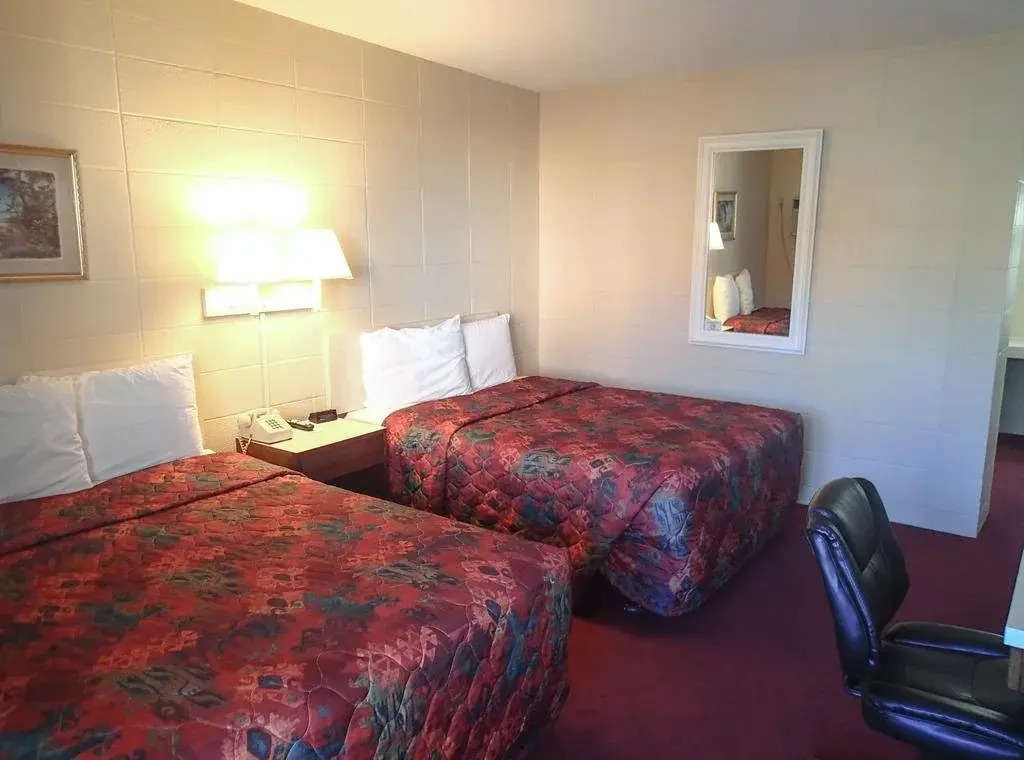 Finlen Hotel and Motor Inn