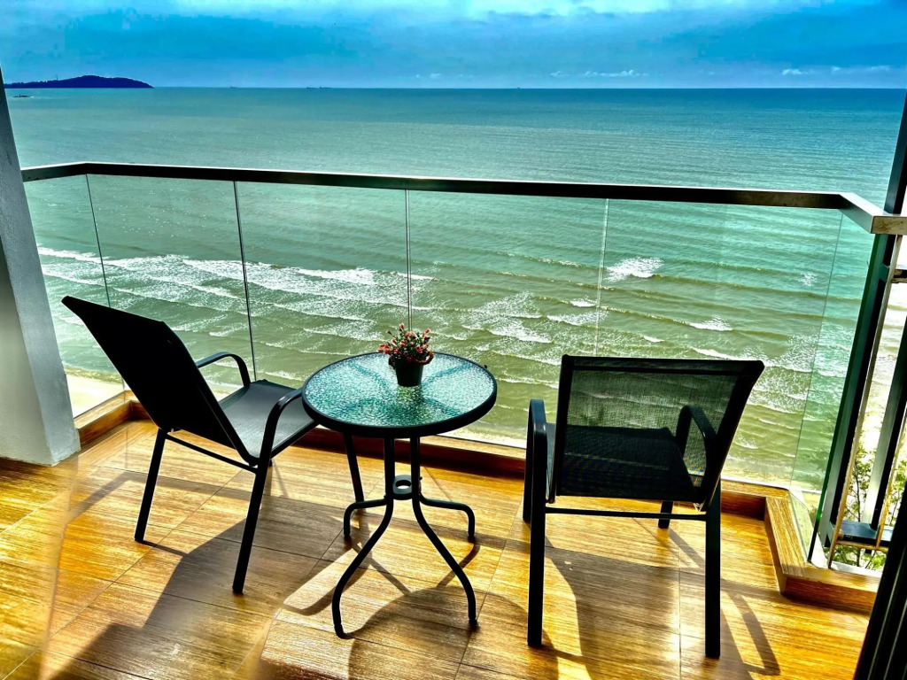 MrK Penthouse at Timurbay