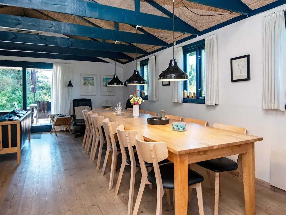 Wheelchair Accesible Cottage With Pool