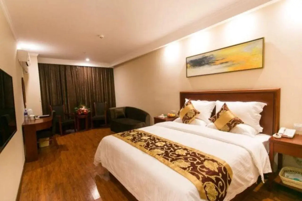 GreenTree Inn SuZhou Railway Station HuQiu Hotel