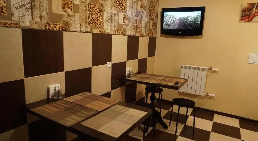 Vysotsky Hotel
