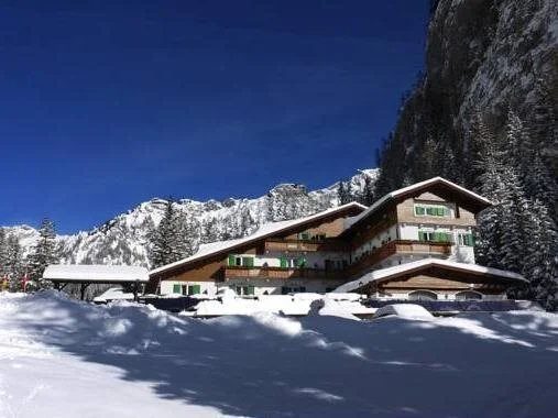 Hotel Roy