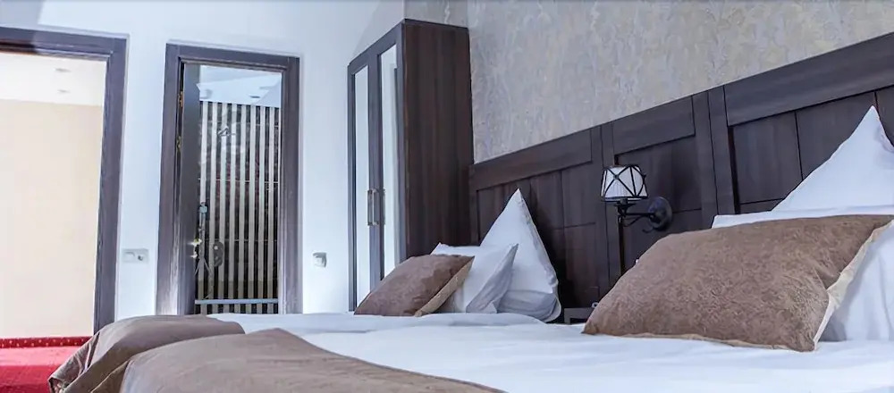 Sevan Up Inn