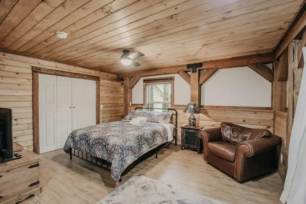 Glacier Springs Cabin #39 - New Modern-rustic Cabin With Air Conditioning!