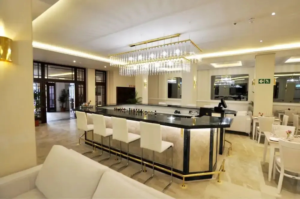 40 on Burg Hotel