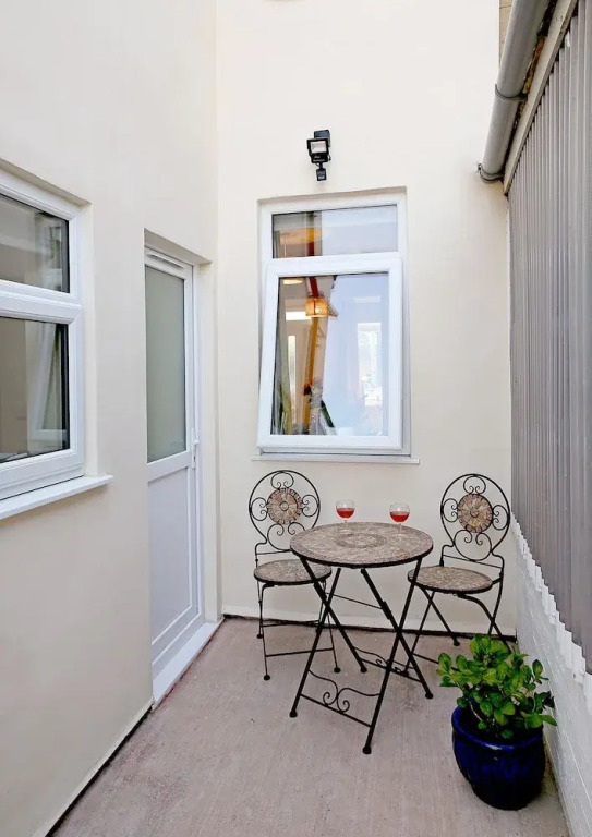 2BR Stylish Norwich Stay Near Cathedral Parking