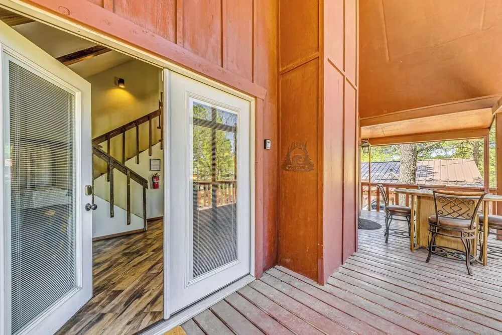 Ruidoso Family Cabin, Short Walk to Downtown!