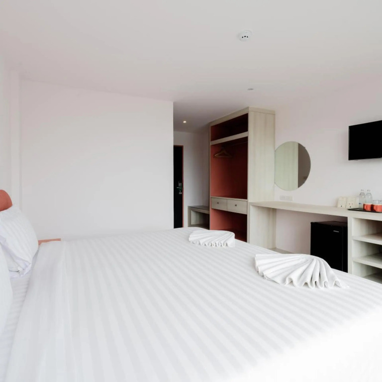 Moon Budget Hotel