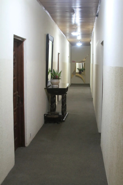 Coconut Grove Regency Hotel
