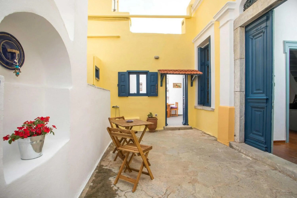Traditional house near the sea Mirsini's house
