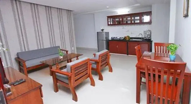 White Swan Apartment