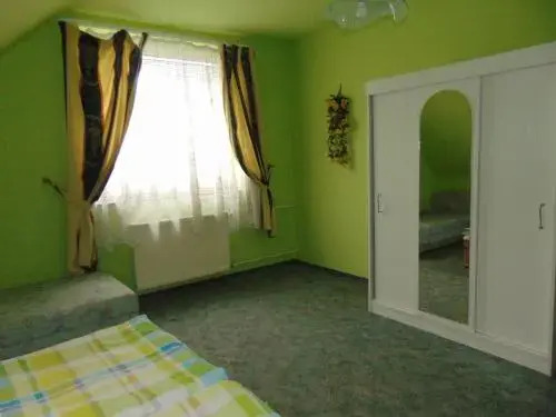 Leander Apartman