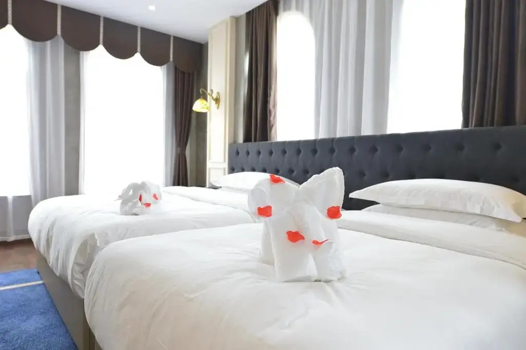 ROY Sean Castle Resort Inn-Zhangjiajie Tianmenshan Cableway Branch