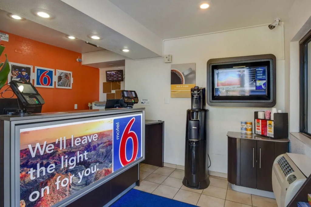 Motel 6-Tempe, AZ - Broadway - ASU