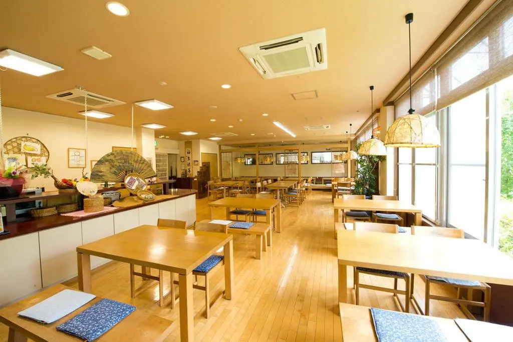 Hotel Nadeshiko