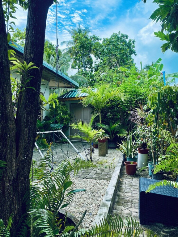 Oasis Village Fenfushi, Maldives