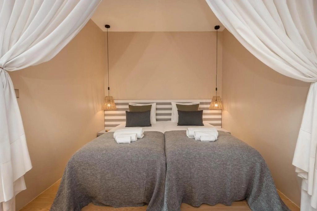 Confluentia H&A - Believe It or Not Apartments