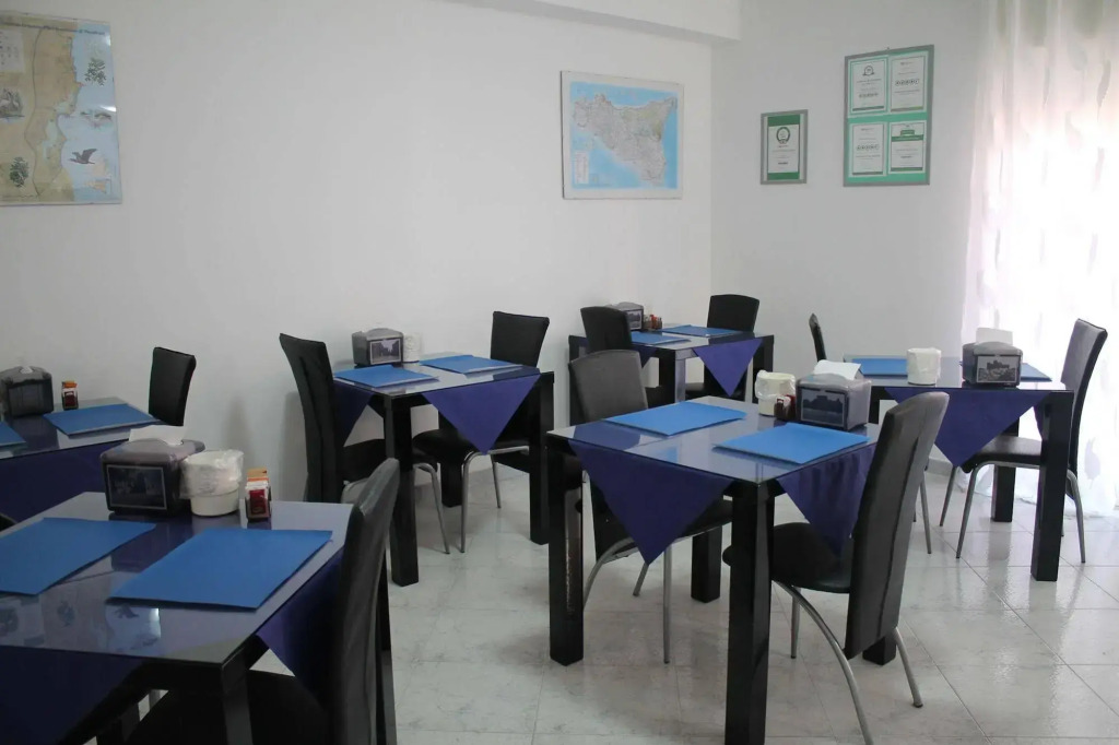 B&B Brezza Marina & Ristorante Shoreline