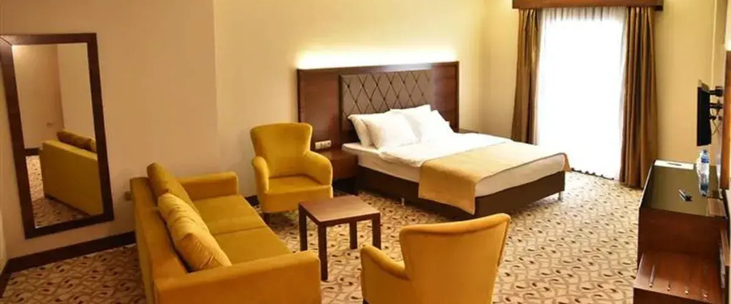Hebo Marina Hotel