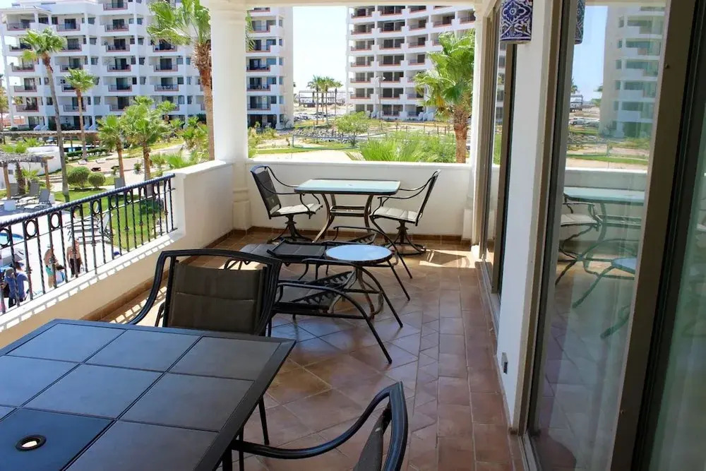 Casa Blanca 2BR CB 205-v by Casago