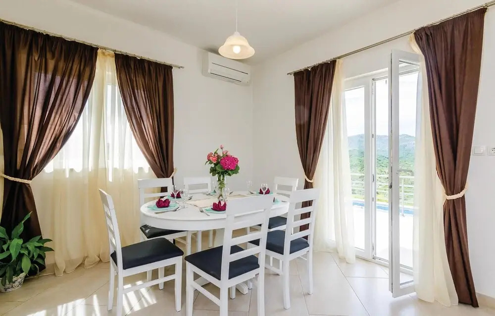 Beach Front Home In Zaton Veliki