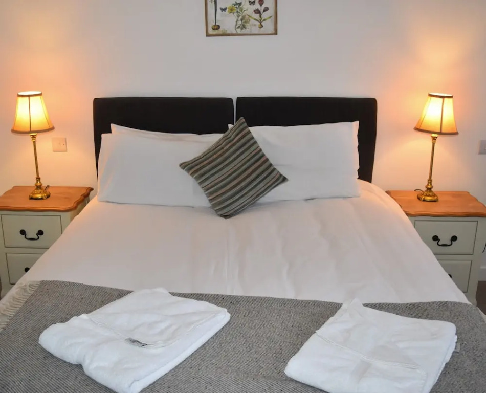 Three Horseshoes Country Inn