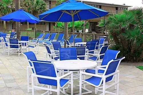 Island House Condominiums