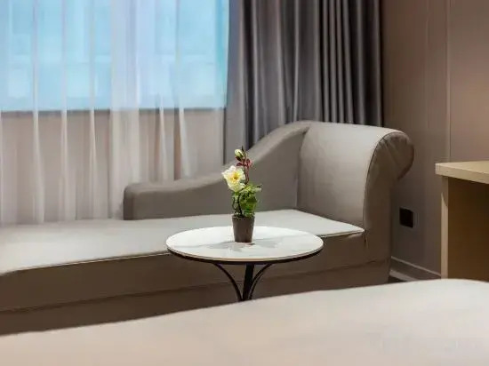 Shangpin E-sports Hotel (Rui'an Tangxia Center West Road)