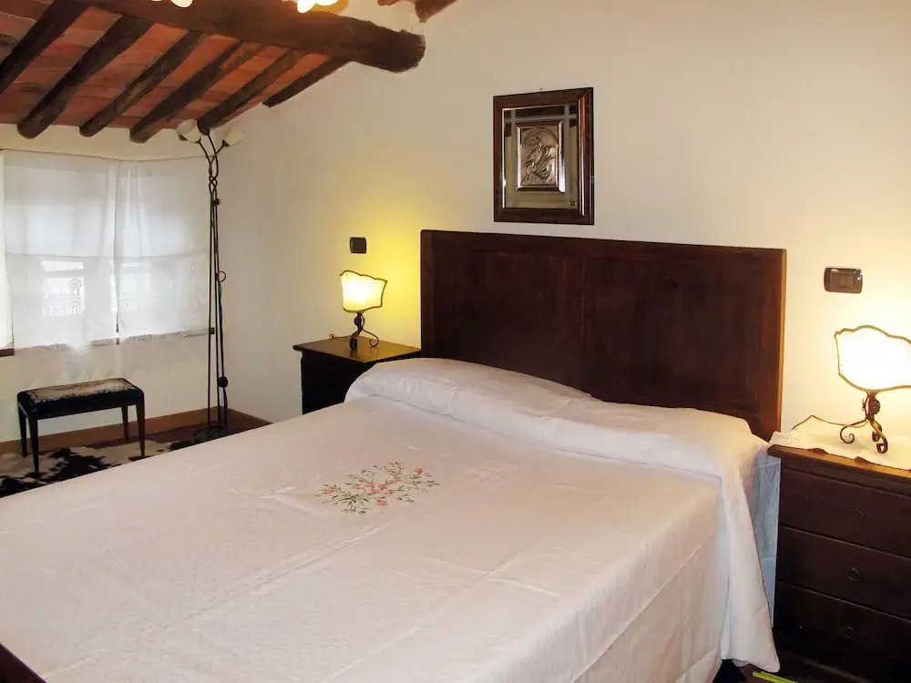 Sara Gello in Gello With 3 Bedrooms and 3 Bathrooms