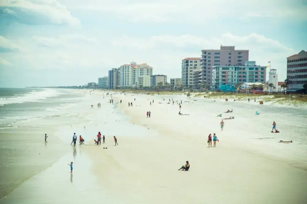 Walk to Beach, Spacious House, Huge Outside Patio