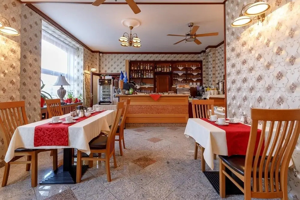 Hotel Alfred