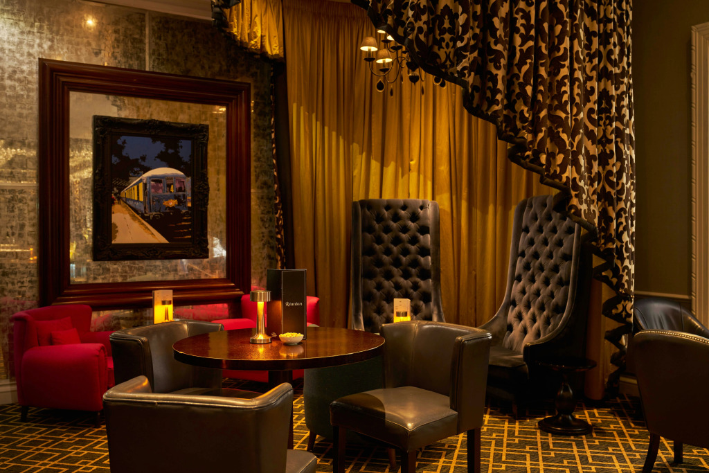 Отель The Clermont London, Victoria