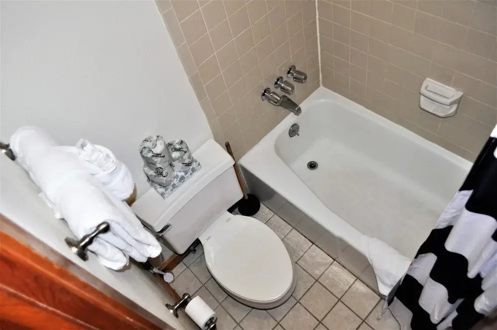 Fox Pine Lodge 3 Bed 3 Bath