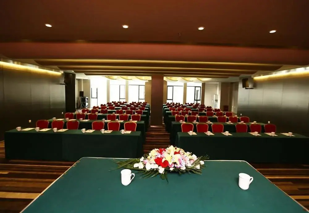 Herton Garden Hotel